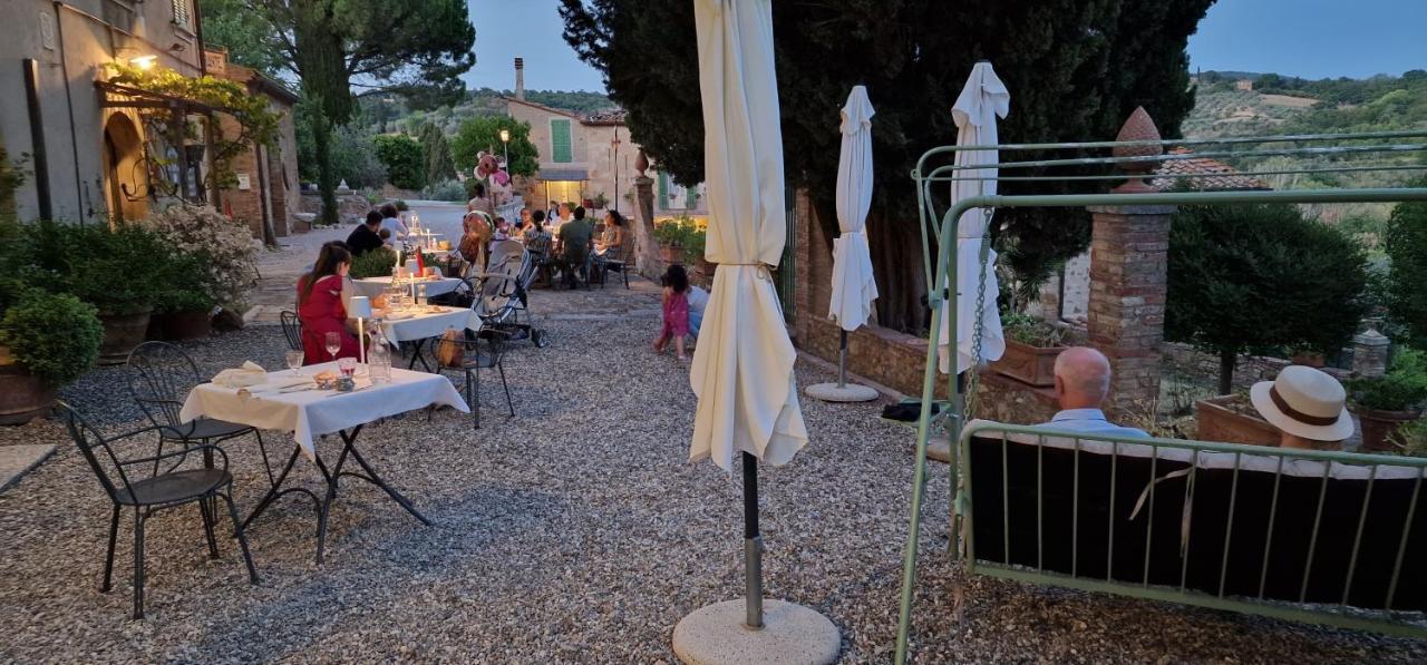 La Romita Ospitalita Rurale Familiare Villa Montisi Bagian luar foto