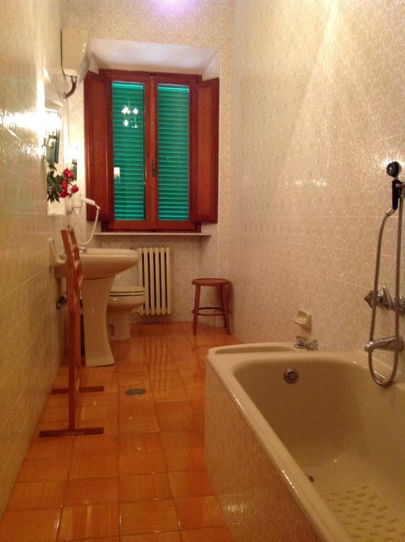 La Romita Ospitalita Rurale Familiare Villa Montisi Ruang foto