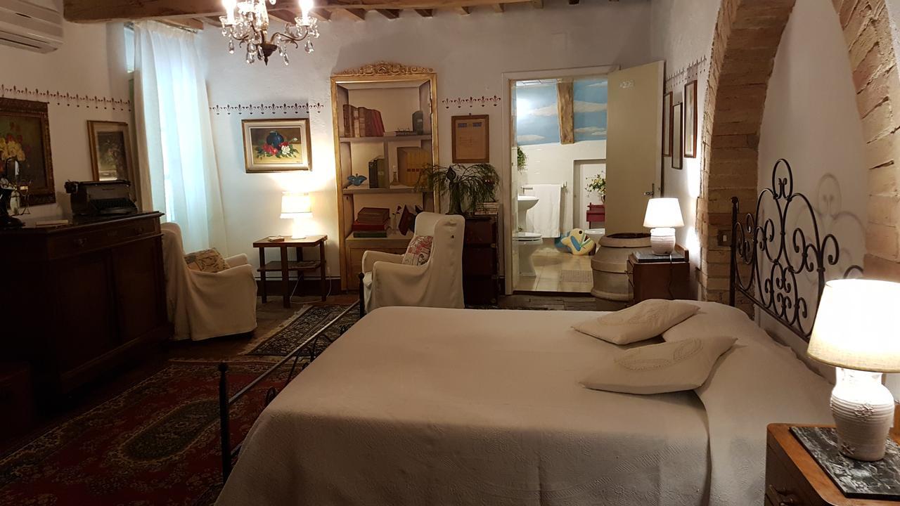 La Romita Ospitalita Rurale Familiare Villa Montisi Bagian luar foto