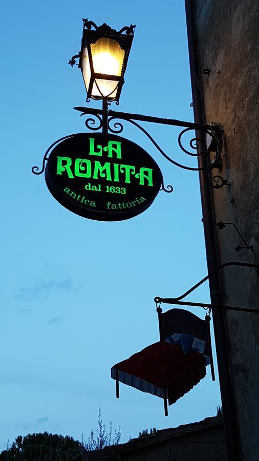 La Romita Ospitalita Rurale Familiare Villa Montisi Bagian luar foto